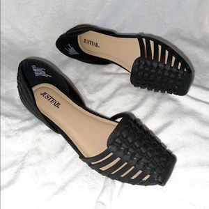 Black Huarache-Style Woven Flat